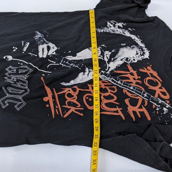 Vintage AC/DC T-Shirt, Angus Young AC/DC Graphic Tee XL 2004 - Picture 5 of 8